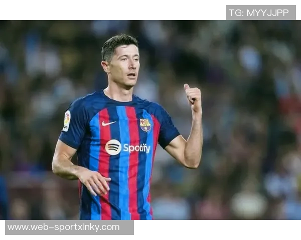 巴萨前锋线未来规划三选一续约莱万扶正费兰引进顶级前锋 巴萨前锋线未来规划三选一续约莱万扶正费兰引进顶级前锋